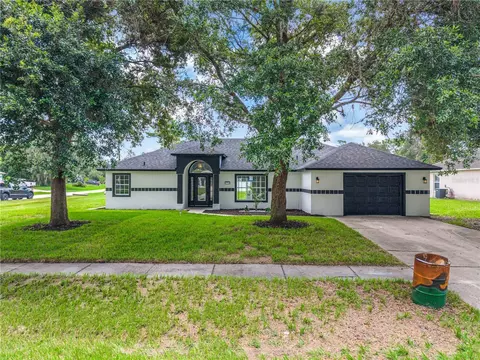 2570 Coachman Dr, Deltona, FL 32738