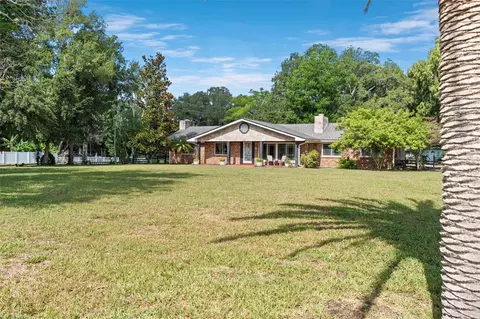 Exterior - 298-300 Orange Ave, Saint Cloud, FL 34769 photo 2 of 13