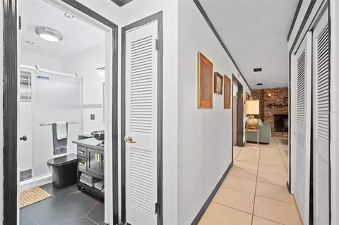 Entry Way - 298-300 Orange Ave, Saint Cloud, FL 34769 photo 2 of 2