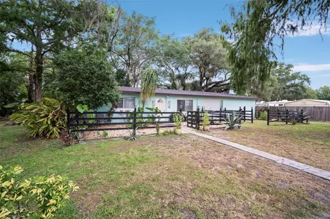 Exterior - 298-300 Orange Ave, Saint Cloud, FL 34769 photo 12 of 13