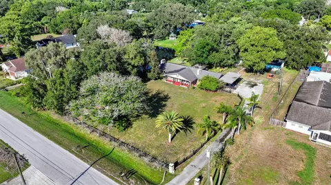 View/Area - 298-300 Orange Ave, Saint Cloud, FL 34769 photo 6 of 12