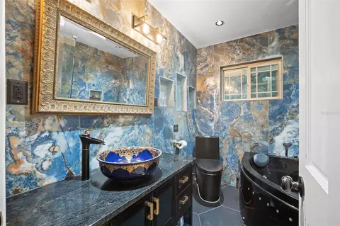 Bath - 298-300 Orange Ave, Saint Cloud, FL 34769 photo 4 of 7