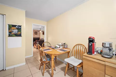 Dining - 298-300 Orange Ave, Saint Cloud, FL 34769 photo 4 of 4