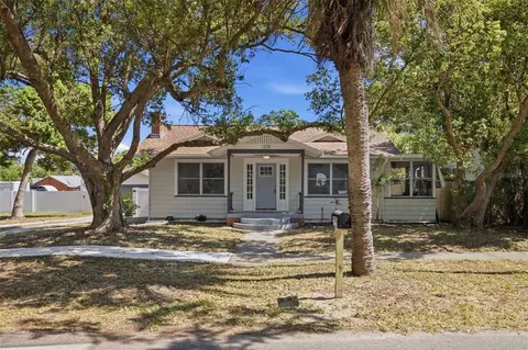 1235 Idlewild Dr, Clearwater, FL 33755