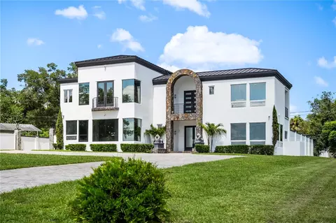 736 Lake Winnemissett Dr, Deland, FL 32724