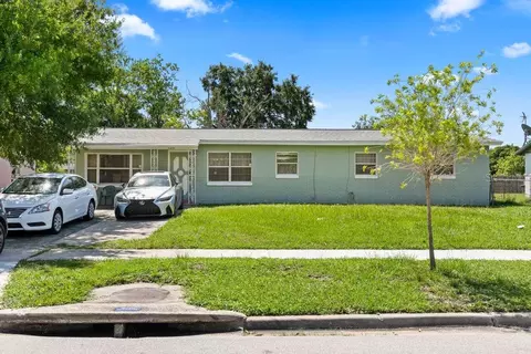 1211 Poppy Ave, Orlando, FL 32811