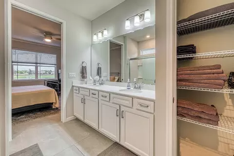Bath - 2505 Cliff Way, Saint Cloud, FL 34771 photo 2 of 2