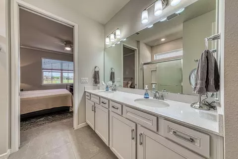 Bath - 2505 Cliff Way, Saint Cloud, FL 34771 photo 1 of 2