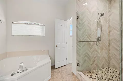 Bath - 423 Stonehenge Cir, Rockledge, FL 32955 photo 2 of 4