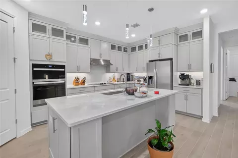 Kitchen - 5503 Banyan Bay Rd, Saint Cloud, FL 34771 photo 3 of 6
