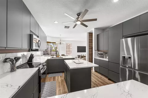 Kitchen - 718 Little Hampton Ln, Gotha, FL 34734 photo 2 of 5