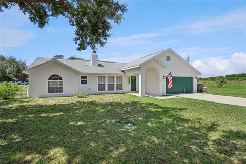 Exterior - 40932 Maxwell Rd, Umatilla, FL 32784 photo 3 of 7