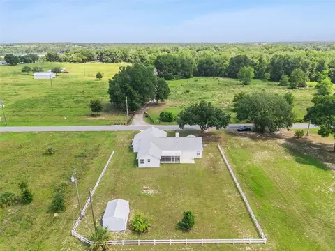 View/Area - 40932 Maxwell Rd, Umatilla, FL 32784 photo 5 of 12