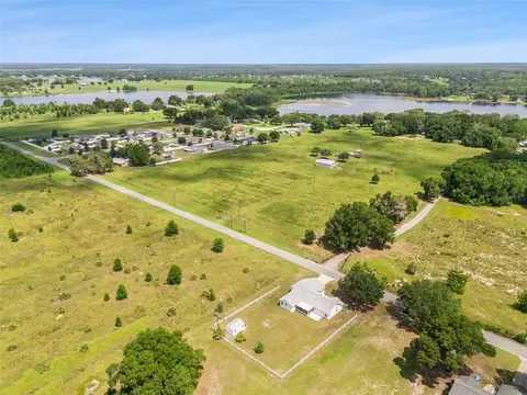 View/Area - 40932 Maxwell Rd, Umatilla, FL 32784 photo 10 of 12