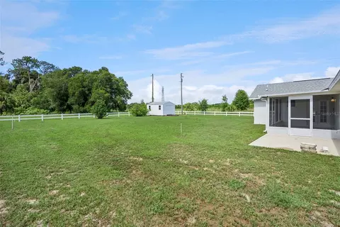 Exterior - 40932 Maxwell Rd, Umatilla, FL 32784 photo 7 of 7