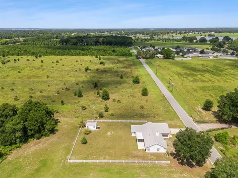 View/Area - 40932 Maxwell Rd, Umatilla, FL 32784 photo 6 of 12