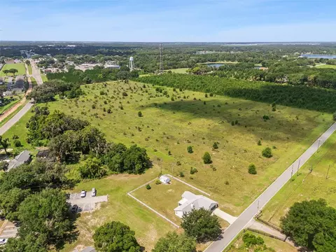 View/Area - 40932 Maxwell Rd, Umatilla, FL 32784 photo 8 of 12