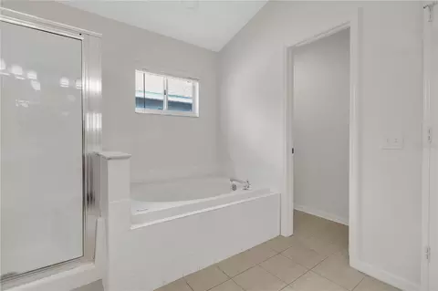 Bath - 10625 Cami Ct, Riverview, FL 33578 photo 2 of 4