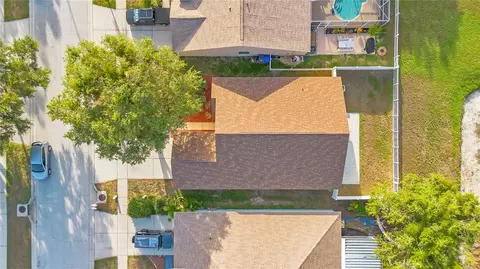 View/Area - 10625 Cami Ct, Riverview, FL 33578 photo 2 of 7