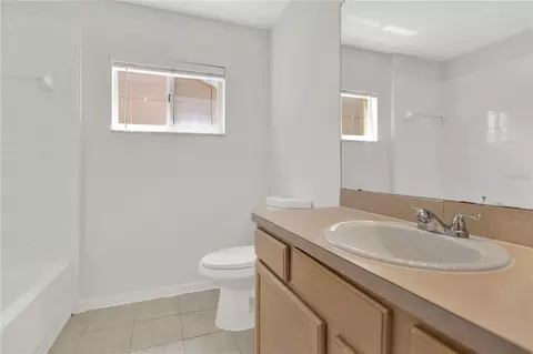 Bath - 10625 Cami Ct, Riverview, FL 33578 photo 4 of 4