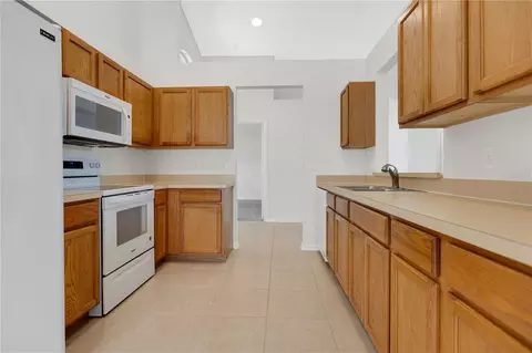 Kitchen - 10625 Cami Ct, Riverview, FL 33578 photo 2 of 2
