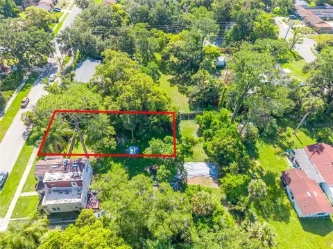 Valencia Street, Sanford, FL 32771