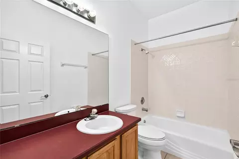 Bath - 19337 Spring Oak Dr, Eustis, FL 32736 photo 5 of 6