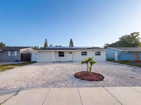 8283 86th Ave, Seminole, FL 33777