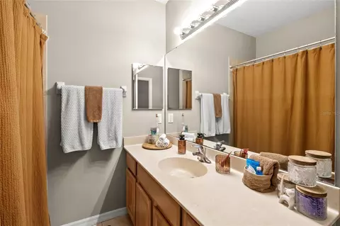 Bath - 723 Marotta Loop, Ocoee, FL 34761 photo 2 of 3