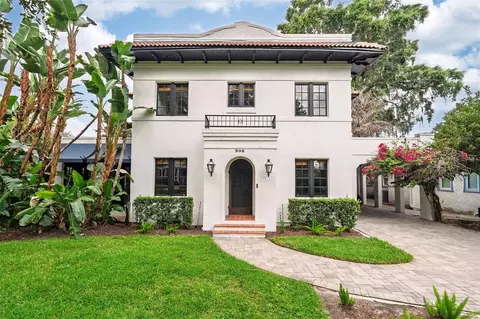 906 Alhambra Ct, Orlando, FL 32804