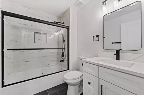 Bath - 2960 White Magnolia Loop, Clermont, FL 34711 photo 5 of 5