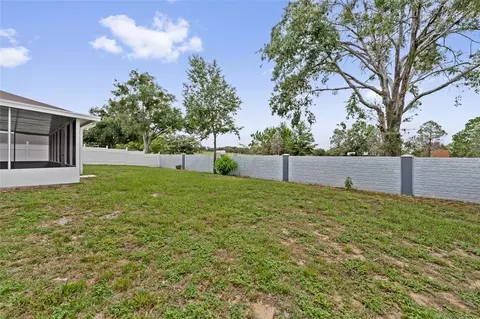 Exterior - 2960 White Magnolia Loop, Clermont, FL 34711 photo 8 of 9