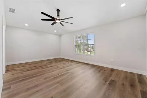 Living - 2960 White Magnolia Loop, Clermont, FL 34711 photo 8 of 10