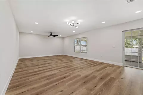 Living - 2960 White Magnolia Loop, Clermont, FL 34711 photo 2 of 10