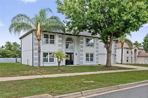 Exterior - 2960 White Magnolia Loop, Clermont, FL 34711 photo 3 of 9