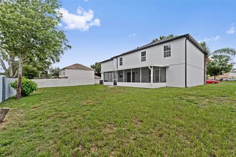 Exterior - 2960 White Magnolia Loop, Clermont, FL 34711 photo 6 of 9