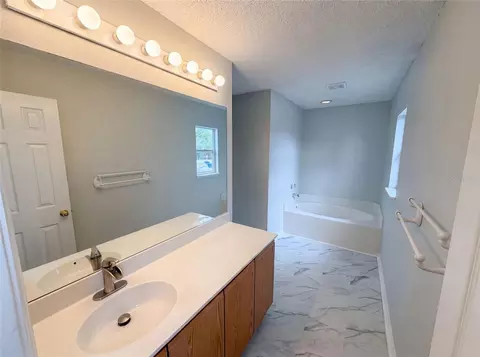Bath - 5191 Quintilis St, Spring Hill, FL 34608 photo 6 of 11
