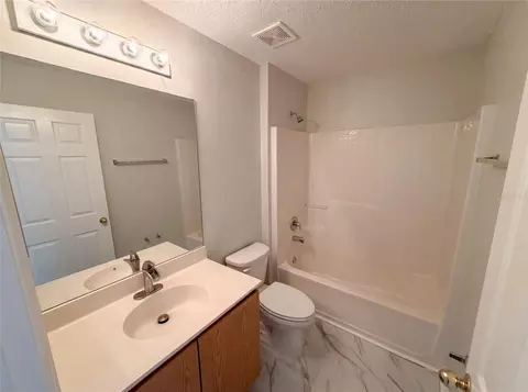 Bath - 5191 Quintilis St, Spring Hill, FL 34608 photo 2 of 11