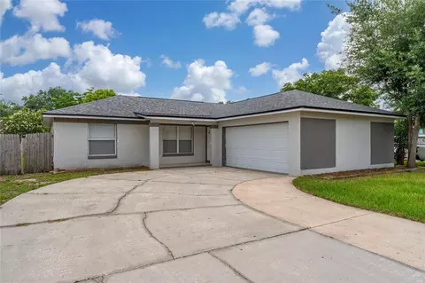 631 Stanford Dr, Altamonte Springs, FL 32714