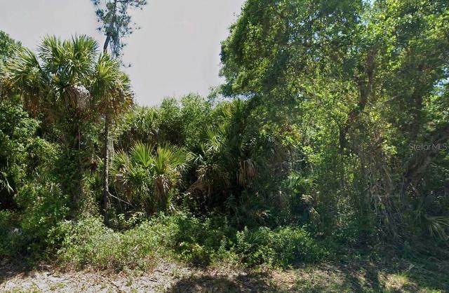 Bowen Avenue, North Port, FL 34288
