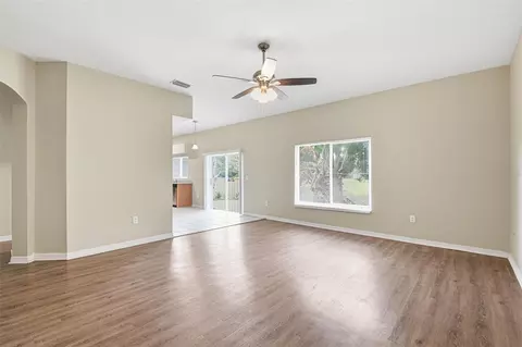 Living - 11006 Sailbrooke Dr, Riverview, FL 33579 photo 6 of 10