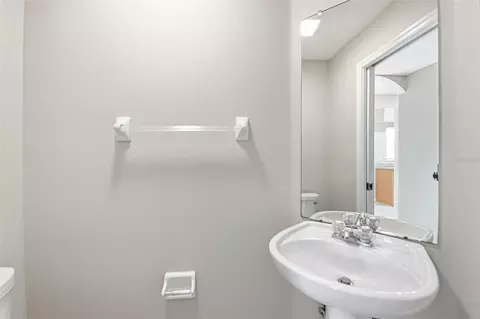Bath - 11006 Sailbrooke Dr, Riverview, FL 33579 photo 7 of 7