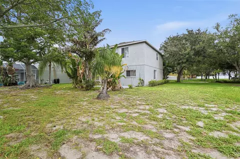 Exterior - 11006 Sailbrooke Dr, Riverview, FL 33579 photo 8 of 11
