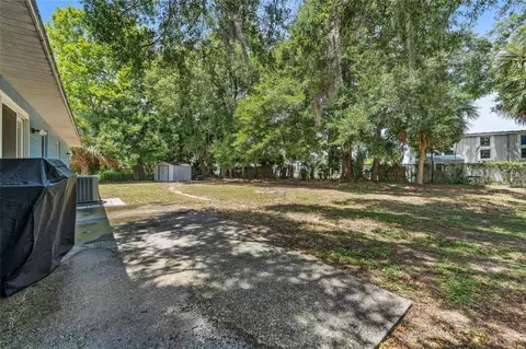 Exterior - 513 Dorothy Cir, Eustis, FL 32726 photo 4 of 7