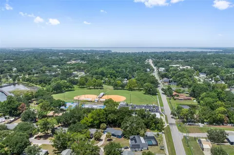 View/Area - 513 Dorothy Cir, Eustis, FL 32726 photo 5 of 5