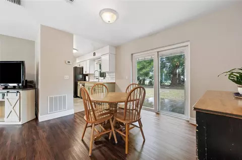 Dining - 513 Dorothy Cir, Eustis, FL 32726 photo 1 of 1