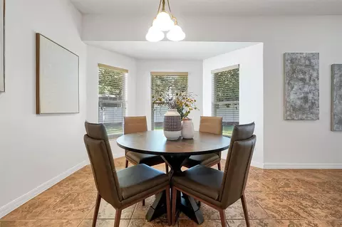 Dining - 554 Palio Ct, Ocoee, FL 34761 photo 1 of 4