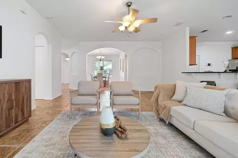 Living - 554 Palio Ct, Ocoee, FL 34761 photo 2 of 2
