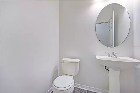 Bath - 5331 Sandy Shell Dr, Apollo Beach, FL 33572 photo 2 of 5