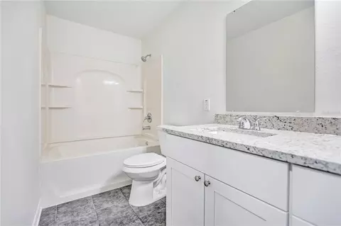 Bath - 5331 Sandy Shell Dr, Apollo Beach, FL 33572 photo 5 of 5